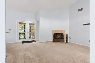 8010 Ashley Pointe Drive, Lakeland, FL 33810 - Photo 6