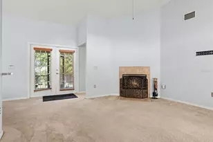 8010 Ashley Pointe Dr, Lakeland, FL 33810 - Photo 6