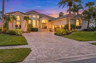 6320 Pasadena Point Blvd, Gulfport, FL 33707 - Photo 2