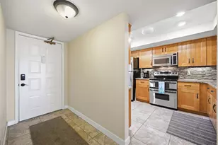 11730 Shipwatch Dr, Largo, FL 33774 - Photo 6