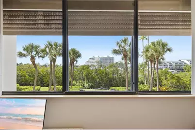 11730 Shipwatch Drive #207, Largo, FL 33774 - Photo 2