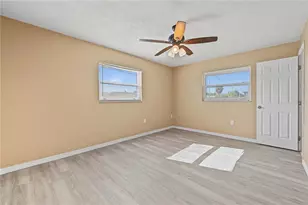 7501 Foxbloom Dr, Port Richey, FL 34668 - Photo 32