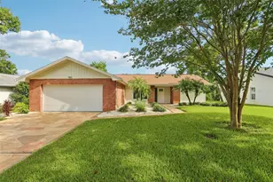 2866 Thistle Ct N, Palm Harbor, FL 34684 - Photo 1