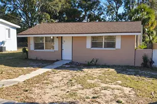 615 North Ave, Tarpon Springs, FL 34689 - Photo 1