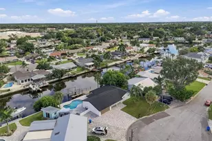 8725 Thornwood Ln, Tampa, FL 33615 - Photo 92