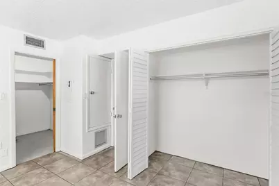 1229 Franklin Circle SE, Clearwater, FL 33756 - Photo 20