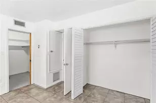 1229 Franklin Circle SE, Clearwater, FL 33756 - Photo 20