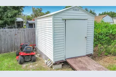 19884 SE 110th Court, Inglis, FL 34449 - Photo 32