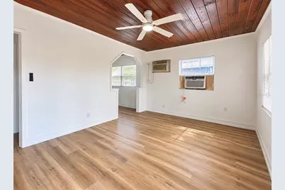 640 N 8th Street, Eagle Lake, FL 33839 - Photo 2