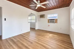 640 N 8th St, Eagle Lake, FL 33839 - Photo 2