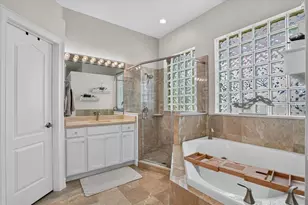 9736 Sago Point Dr, Seminole, FL 33777 - Photo 34
