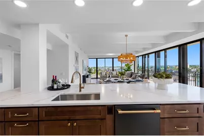 7600 Bayshore Drive #606, Treasure Island, FL 33706 - Photo 18