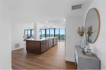 7600 Bayshore Drive #606, Treasure Island, FL 33706 - Photo 2