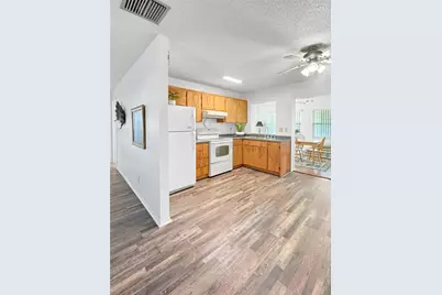 9737 36th Way N, Pinellas Park, FL 33782 - Photo 8