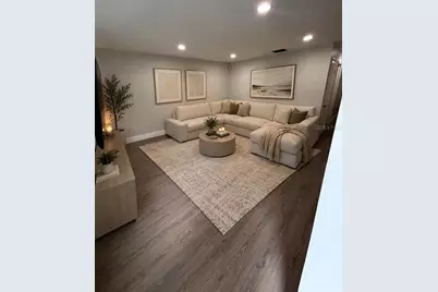 2002 E Eskimo Avenue #A, Tampa, FL 33604 - Photo 2
