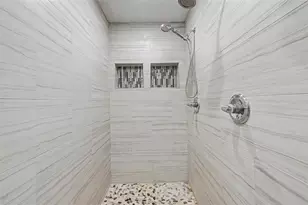 3909 Northampton Way, Tampa, FL 33618 - Photo 28