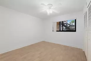 2687 Sabal Springs Cir, Clearwater, FL 33761 - Photo 16