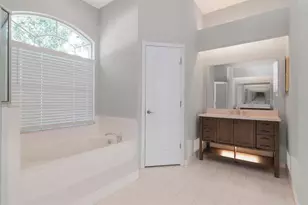 1630 Littlebrook Ln, Wesley Chapel, FL 33543 - Photo 28