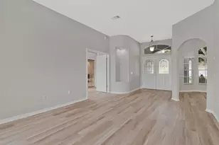 1630 Littlebrook Ln, Wesley Chapel, FL 33543 - Photo 10