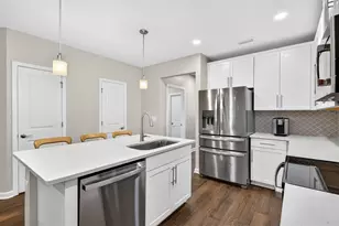 18333 Turning Leaf Cir, Land O Lakes, FL 34638 - Photo 8
