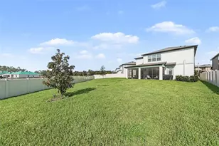 2648 Sunny Pebble Loop, Zephyrhills, FL 33540 - Photo 32