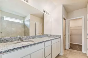 33516 Herds Hallow Wy, Wesley Chapel, FL 33545 - Photo 8