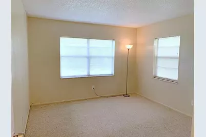 7148 Waterside Drive #31, Tampa, FL 33617 - Photo 6