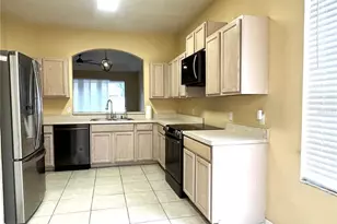 4615 Dunnie Dr, Tampa, FL 33614 - Photo 18