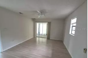 17603 1st St E, Saint Petersburg, FL 33708 - Photo 18