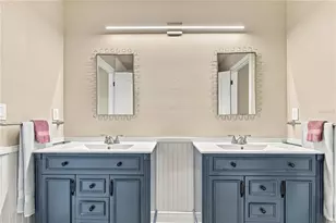 1202 Brigadoon Dr, Clearwater, FL 33759 - Photo 32