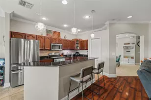 903 Parker Den Dr, Ruskin, FL 33570 - Photo 10