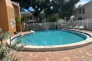 9940 7th Way N, Saint Petersburg, FL 33702 - Photo 6