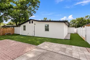 8423 N Packwood Ave, Tampa, FL 33604 - Photo 32