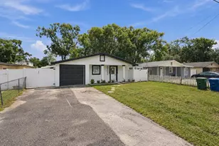 8423 N Packwood Ave, Tampa, FL 33604 - Photo 2