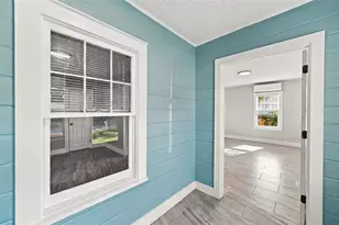 3939 45th Ave N, Saint Petersburg, FL 33714 - Photo 6