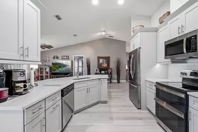 8185 Rhanbuoy Road, Spring Hill, FL 34606 - Photo 20