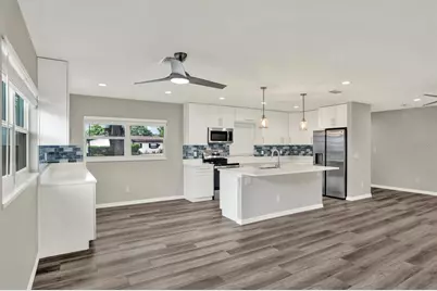 7505 W Henry Avenue, Tampa, FL 33615 - Photo 4