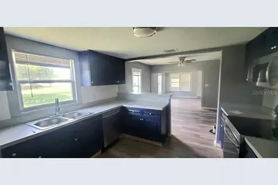 731 37th Street S, Saint Petersburg, FL 33711 - Photo 12