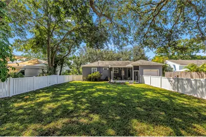 755 39th Avenue NE, Saint Petersburg, FL 33703 - Photo 4