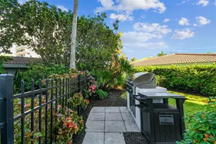 101 Benjamin Franklin Dr, Sarasota, FL 34236 - Photo 50