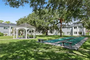 8651 10th St N, Saint Petersburg, FL 33702 - Photo 26