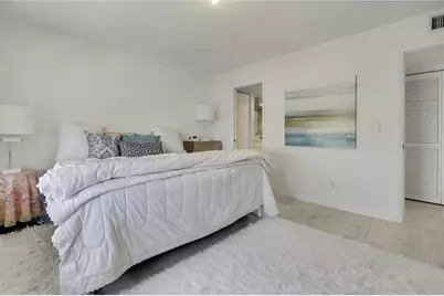 5775 Park Street N #402, Saint Petersburg, FL 33709 - Photo 14