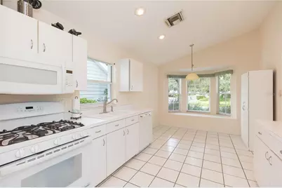 5161 Sterling Manor Drive, Tampa, FL 33647 - Photo 10