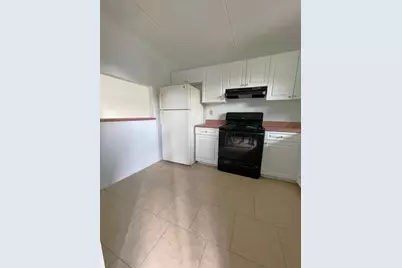 2846 Somerset Park Drive #203, Tampa, FL 33613 - Photo 4