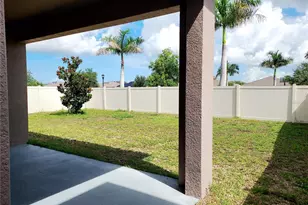 7336 Bagley Cove Ct, Sun City Center, FL 33573 - Photo 4