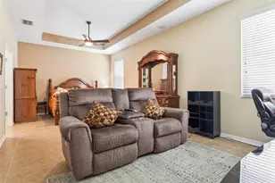 33728 Honeywood Ave, Wesley Chapel, FL 33545 - Photo 16