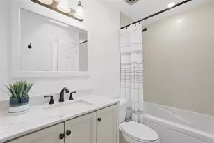 542 59th Way S, Saint Petersburg, FL 33707 - Photo 14