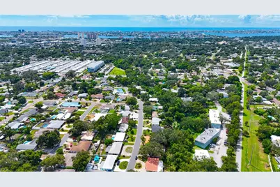 6219 6th Avenue S, Saint Petersburg, FL 33707 - Photo 68