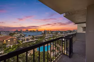 400 Island Way, Clearwater Beach, FL 33767 - Photo 8