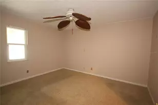 2084 Sunset Grove Ln, Clearwater, FL 33765 - Photo 14